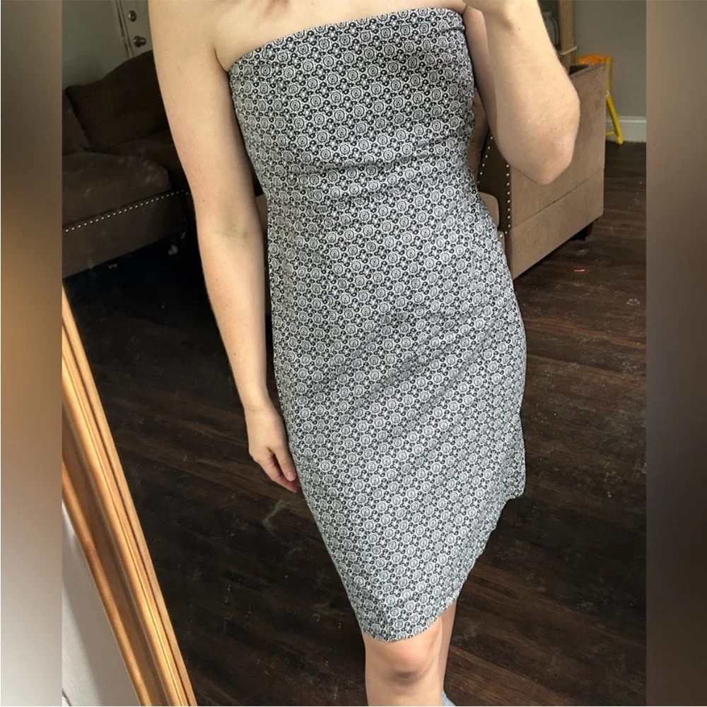 Gap Factory Black and White Strapless Mini Cocktail Dress - Picture 2 of 8